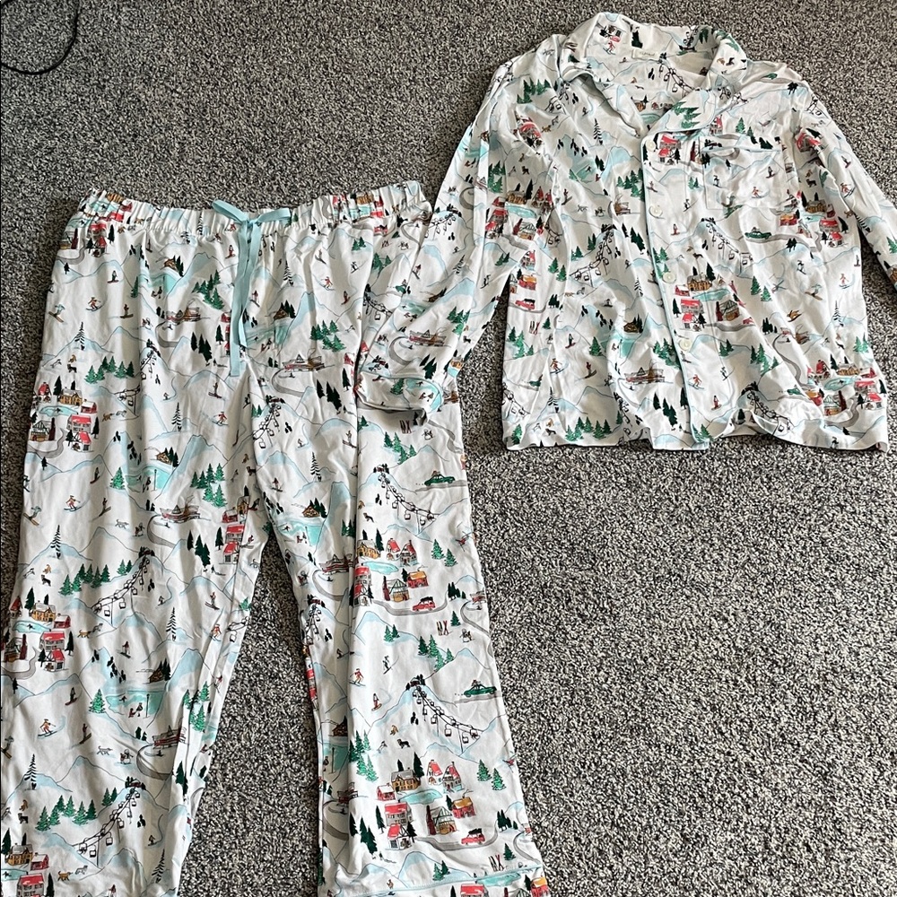 BedHead White Pajama Set Winter Ski Resort Holiday